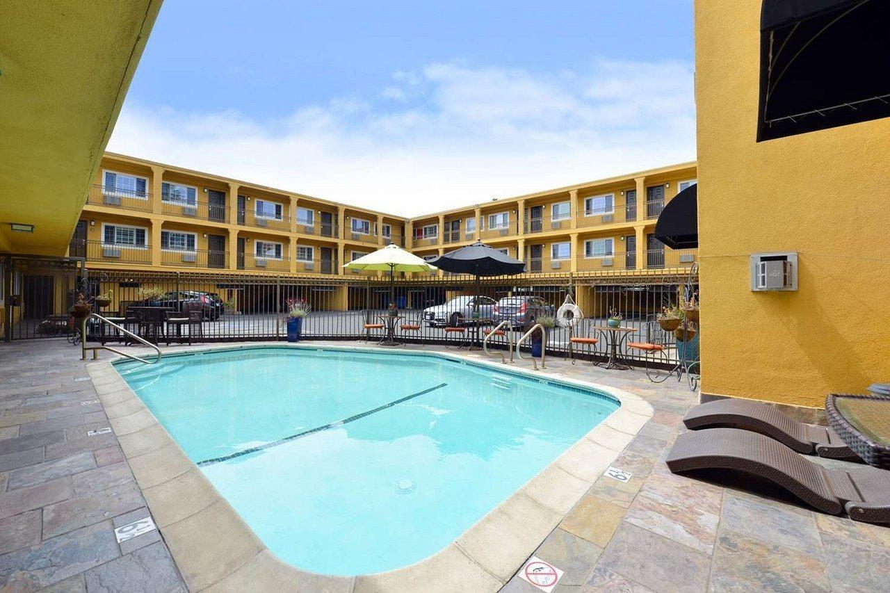 Napa Valley Hotel & Suites Exterior foto