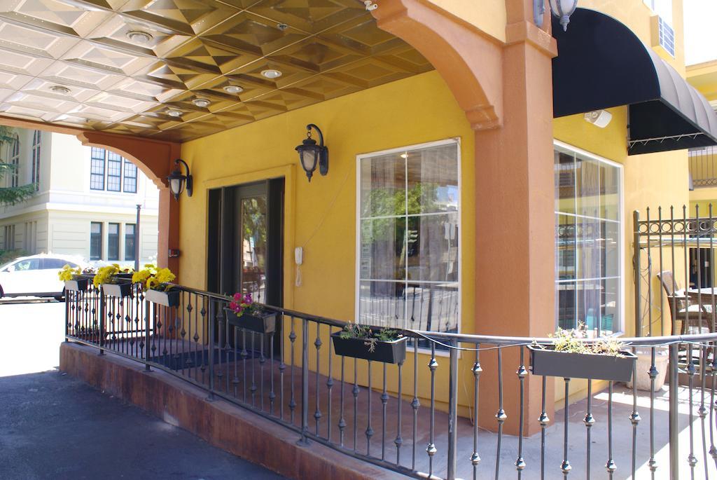 Napa Valley Hotel & Suites Exterior foto