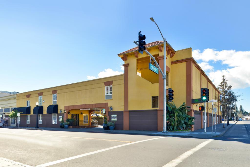 Napa Valley Hotel & Suites Exterior foto